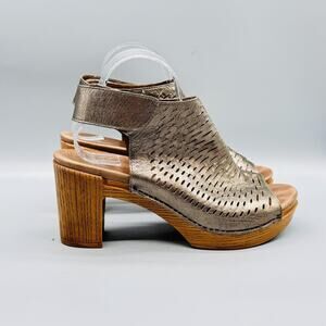 Dansko Shoes Womens 10.5 Bronze Leather Peep Toe Slingback Sandals Block Heel
